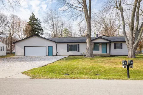 6 Michael Dr, Plainfield, IN 46168 photo 3