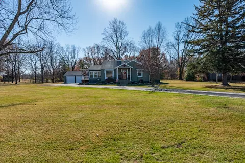 4167 E Margaret Dr, Terre Haute, IN 47803