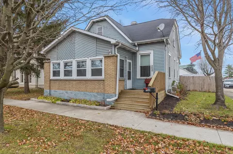 300 W Main St, Thorntown, IN 46071