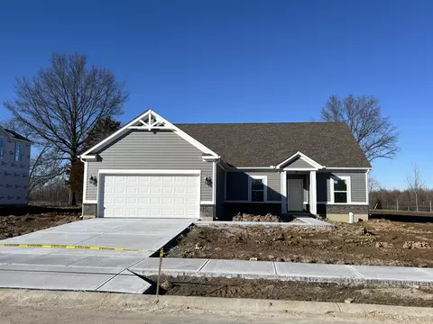 2040 Heron Dr, Seymour, IN 47274