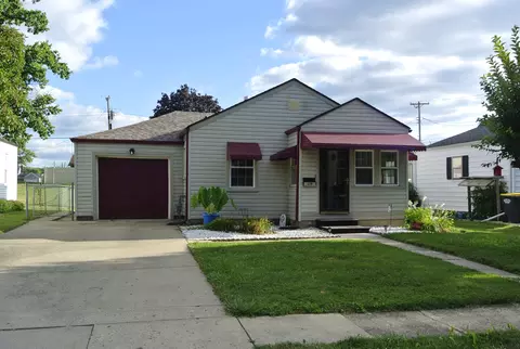119 E 34th St, Anderson, IN 46013
