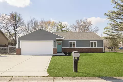 7702 Inverness Dr, Indianapolis, IN 46237