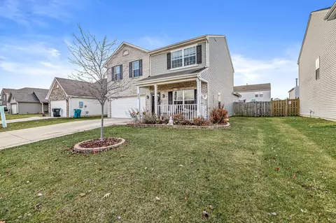 625 Cross Wind Dr, Greenwood, IN 46143