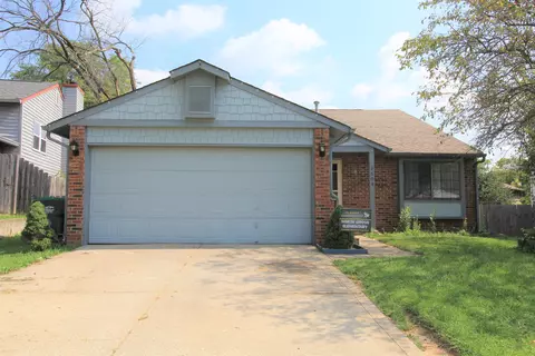 1508 Timber Village Dr, Greenwood, IN 46142
