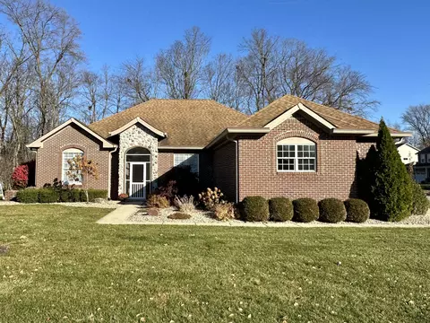 116 Southwind Ln, Greenwood, IN 46142