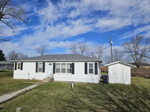 12410 E Jackson St, Parker City, IN 47368