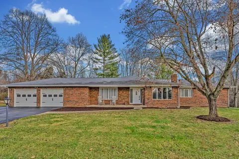 2951 S Catalina Dr, Columbus, IN 47201