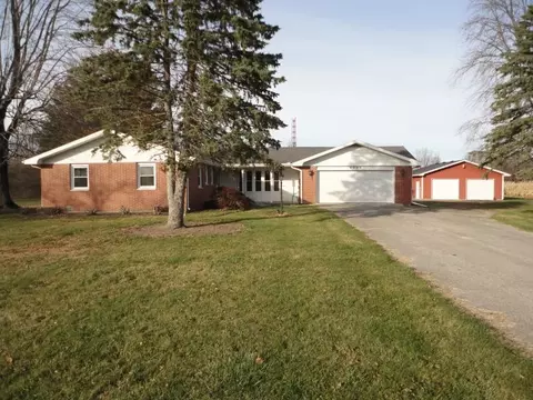 6500 W County Road 850 N, Gaston, IN 47342