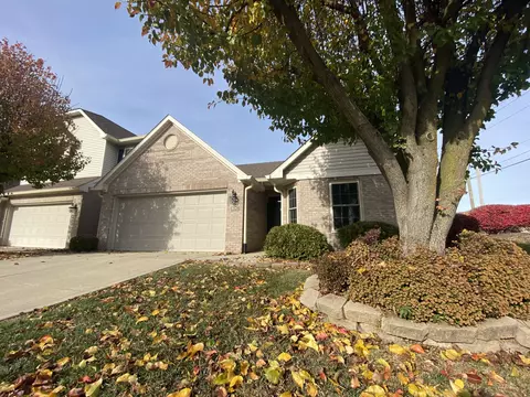 804 Jordan Dr, Greenwood, IN 46143