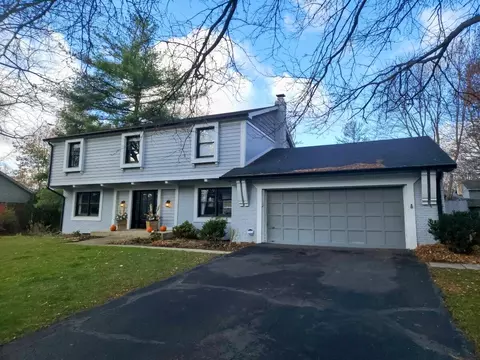 1580 White Ash Dr, Carmel, IN 46033