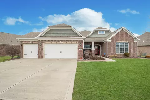712 N Mayer Dr, Greenfield, IN 46140