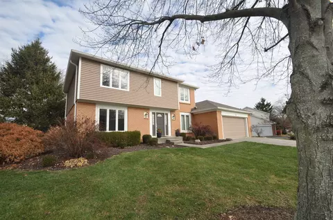 812 Bennett Ct, Carmel, IN 46032