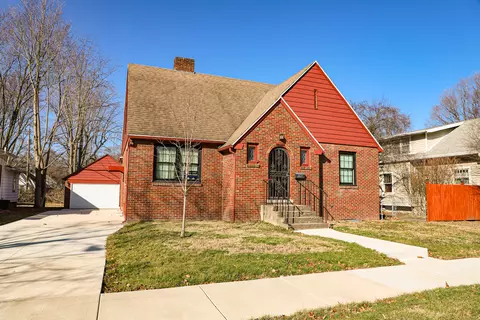 109 S Barr St, Crawfordsville, IN 47933