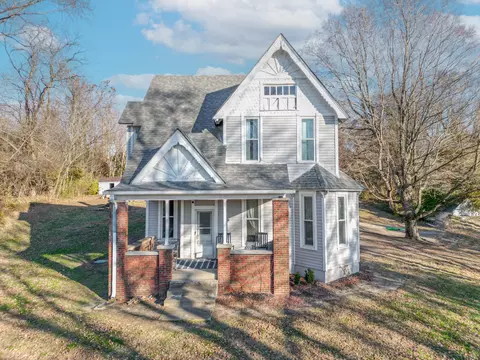 1409 N Blue Bluff Rd, Martinsville, IN 46151