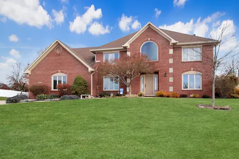 2575 Lookout Ct, Greenwood, IN 46143