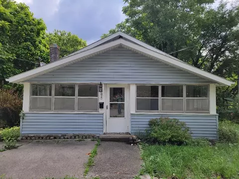 204 N Water St, Chesterfield, IN 46017