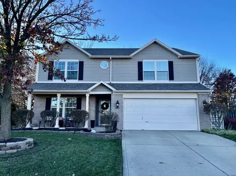 2430 Lakeshore Ct, Lebanon, IN 46052