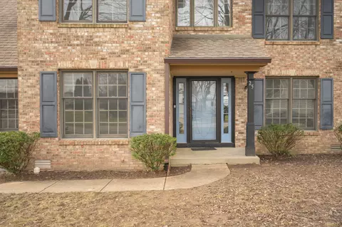 25 Park Ct, Pendleton, IN 46064 photo 2