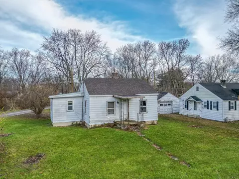 2100 E Yale Ave, Muncie, IN 47303