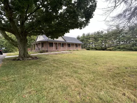 7536 S 300 E, Markleville, IN 46056 photo 2