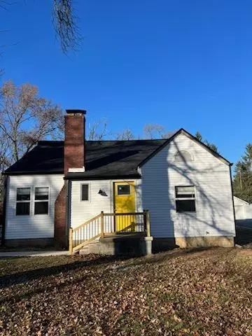 2318 W 64th St, Indianapolis, IN 46260