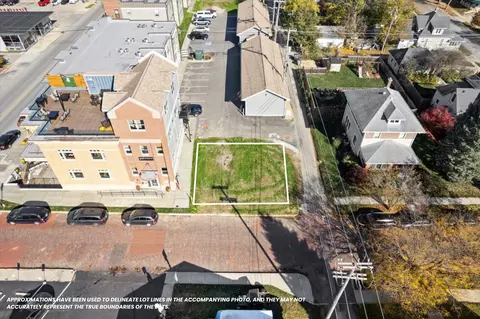 1032 Clinton St, Noblesville, IN 46060