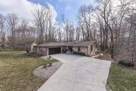 1789 E Woodcrest Dr S, Martinsville, IN 46151
