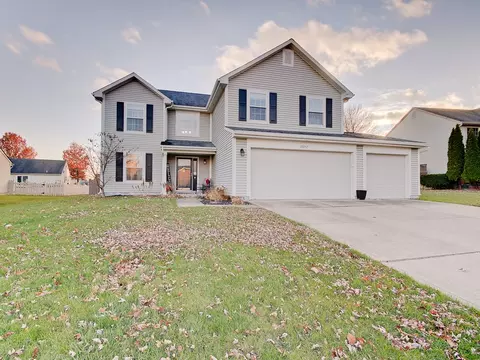 10257 Stillwell Dr, Avon, IN 46123