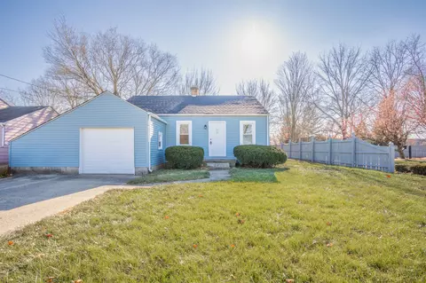 1513 Lindberg Rd, Anderson, IN 46012