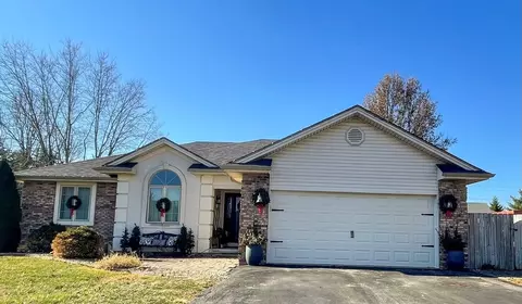 557 Daniel Dr, North Vernon, IN 47265