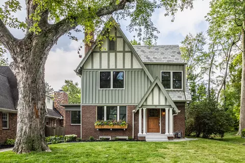 25 E 54th St, Indianapolis, IN 46220
