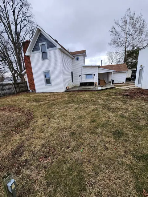 201 N Elm St, Modoc, IN 47358 photo 3