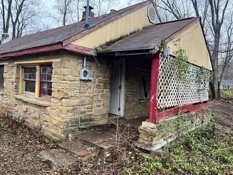 8033 E Old State Road 144, Mooresville, IN 46158