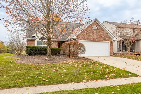 879 Charter Woods Dr, Indianapolis, IN 46224
