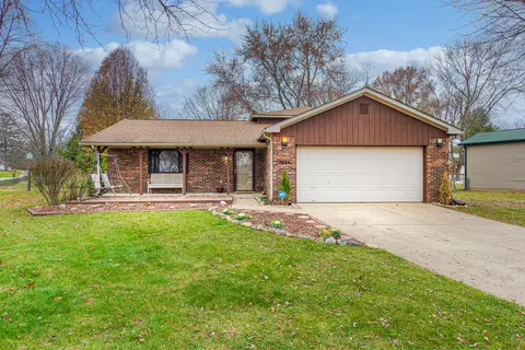 7434 Troon Dr, Indianapolis, IN 46237