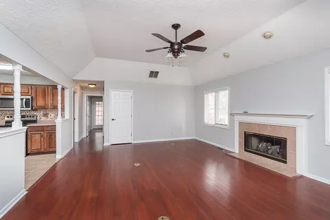 206 Andrews Boulevard East Dr, Plainfield, IN 46168 photo 6
