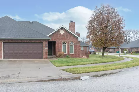 206 Andrews Boulevard East Dr, Plainfield, IN 46168