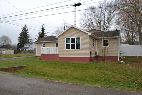 814 Short St, Brookville, IN 47012