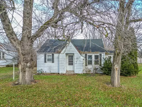 2110 E Yale Ave, Muncie, IN 47303