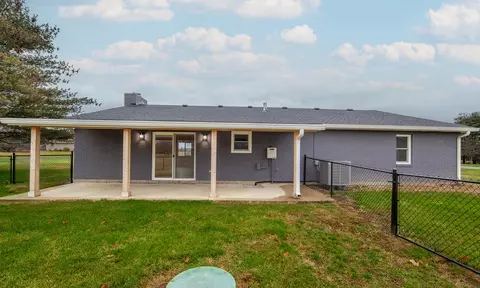 Exterior - 7117 S 600 W, Pendleton, IN 46064 photo 8 of 11