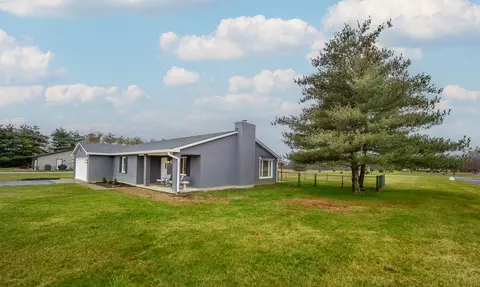Exterior - 7117 S 600 W, Pendleton, IN 46064 photo 2 of 11