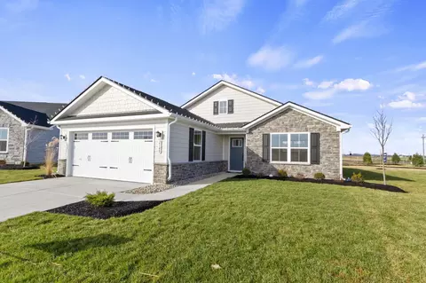 2140 Walnut Farm Dr, Whitestown, IN 46075