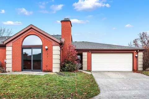 2060 Oak Run Dr N, Indianapolis, IN 46260