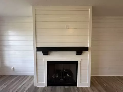 Living - 114 E Oak St, Roachdale, IN 46172 photo 2 of 2