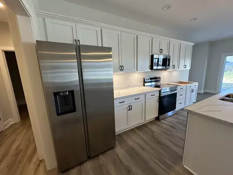 Kitchen - 114 E Oak St, Roachdale, IN 46172 photo 4 of 4