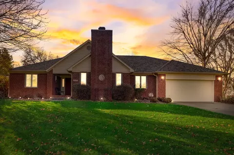 1470 Paris Dr, Franklin, IN 46131