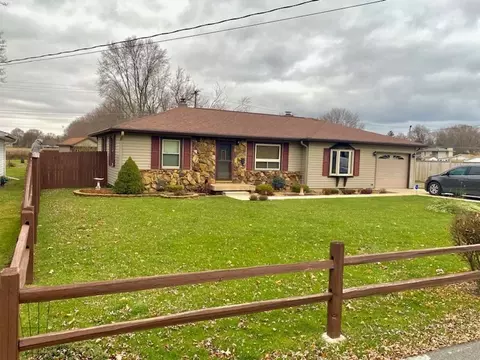 3044 W 18th St, Anderson, IN 46011