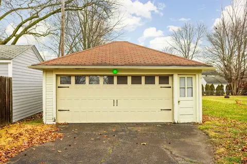 6044 E 9th St, Indianapolis, IN 46219 photo 24