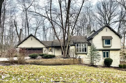 785 Sugarbush Dr, Zionsville, IN 46077