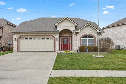 7920 Rosa Dr, Indianapolis, IN 46237